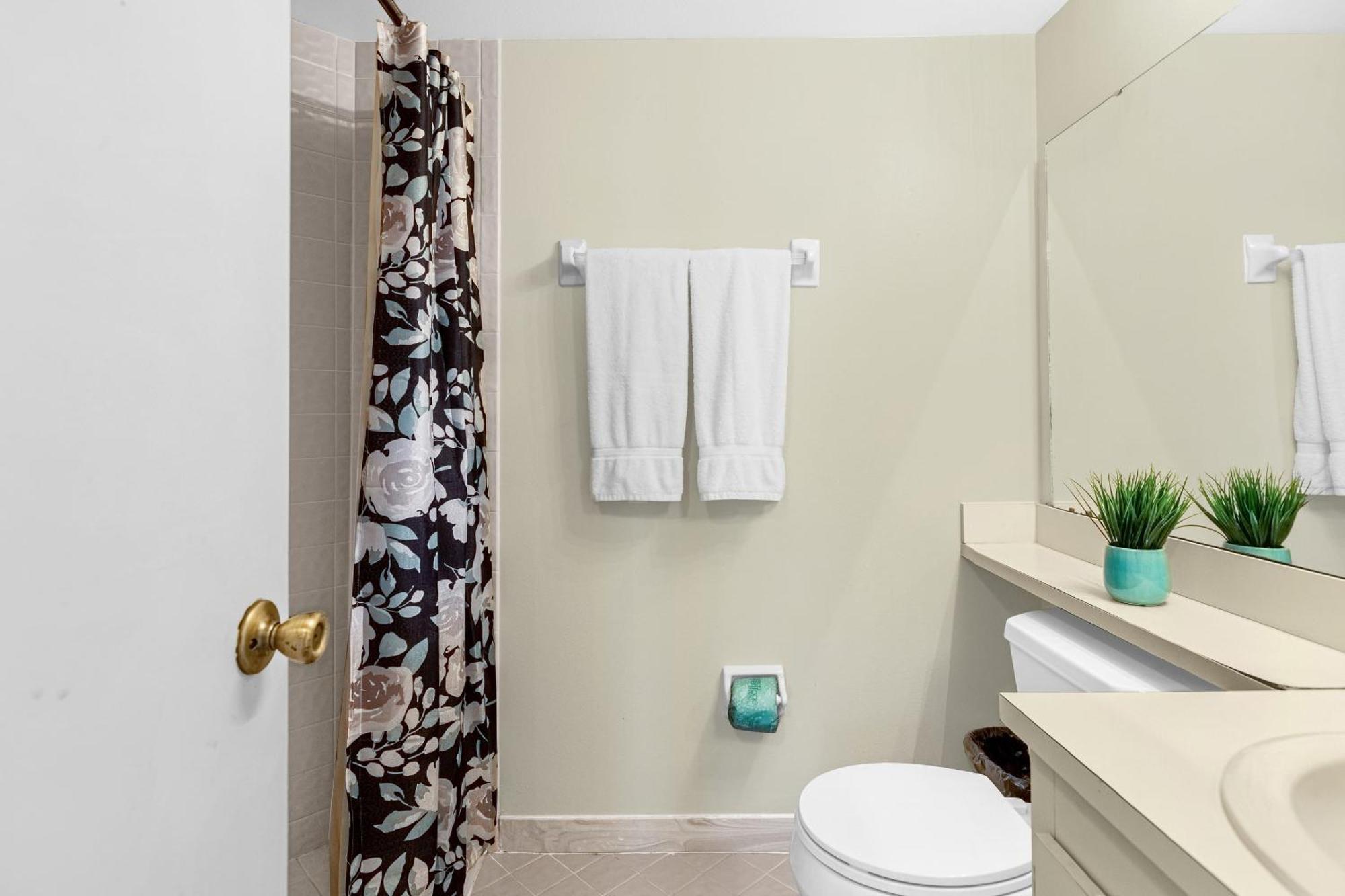 Modern Cozy 2Br Condo Near Disney オーランド エクステリア 写真